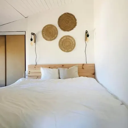 Cozy Beachfront With Balcony And Private Parking * 塞尼奥斯